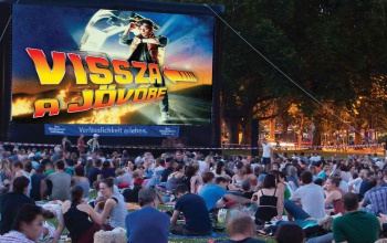 Családi piknik, kertmozi, mehetünk vissza a jövőbe a Városligetbe