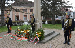 Emlékezzünk a forradalom hőseire!