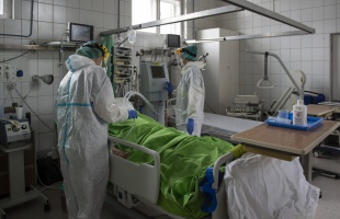 Koronavírus: 13 ezer felett az új fertőzöttek száma, elhunyt 101 beteg