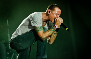Öngyilkos lett a Linkin Park énekese