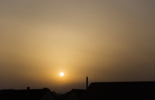 Péntekig marad a kánikula