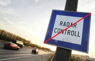 A rendőrség felfüggesztette a Speedmarathont