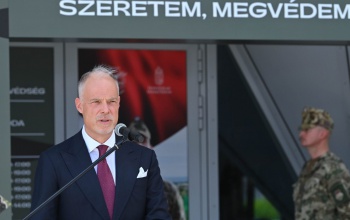 „Szeretem, megvédem!