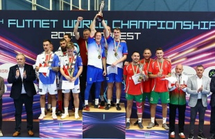 Dobogón a kaposvári lábtenisz versenyzők
