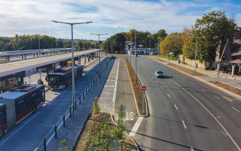 Kétszáz új parkoló épült a közlekedési központ részeként