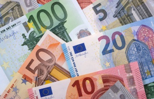 Veszélyesen terjed a hamis euró