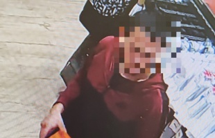 Ellopott egy cipőt a Corso-ból, a rendőrség a lakosság segítségét kéri