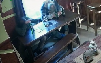 Elítélték a kocsmai kifosztót, aki alvó ivócimboráját rabolta ki