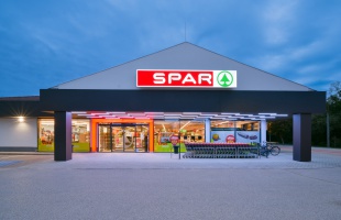 A SPAR csoport június 1-től több mint 700 akciós ajánlattal várja vásárlóit