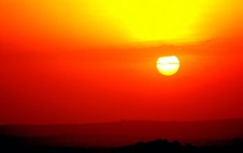 Nagyon erős UV-B sugárzás várható hétfőn az ország nagy részén