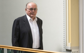 Meghalt Demján Sándor