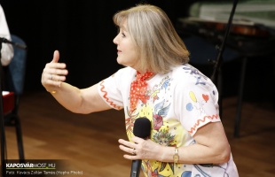 Halász Judit kicsiknek és nagyoknak