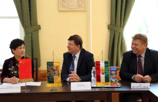 Gazdasági kapcsolatait erősítené Somogy és Gansu