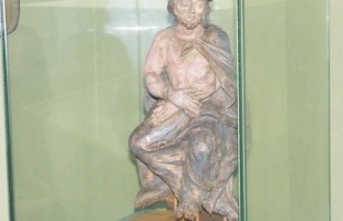 Mesélő szobraink, a Gugyuló Jézus szobor