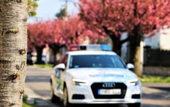 Őrizetben a kétszeresen eltiltott motoros