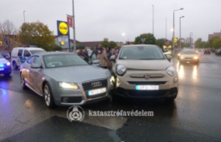 Huszonöt riasztást kaptak a somogyi tűzoltók a hétvégén