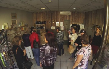 Nyaklánc billentyűzetből és kávékapszulából