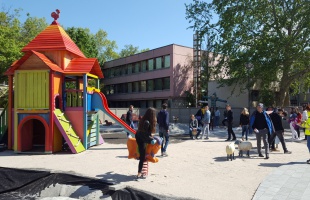 Okos és öko lesz az új park és árnyas is az ültetett fákkal