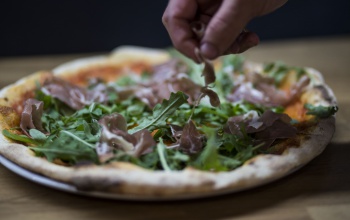 Természetes, adalékanyag-mentes ételek a Bistro7400-ban – helyben, elvitelre vagy házhoz szállítva Kaposváron és környékén