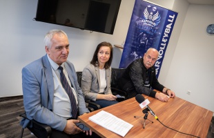 Minden leütés számít: a Fino röplabdásainak pontjai most a diákokat segítik