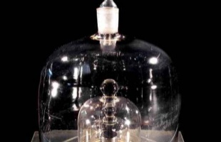 Nehezebb lett a kilogramm