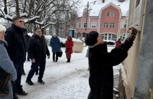 A száz éve született Szász Endrére emlékeznek