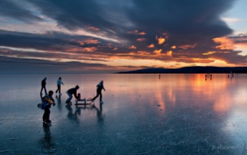 Kezdődnek a téli programok a Balatonnál