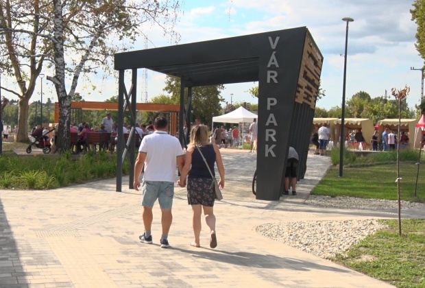 Vár park átadó - videó