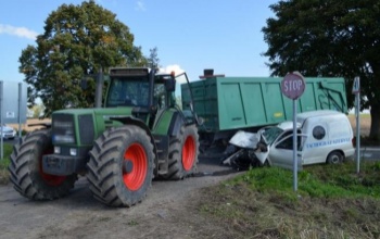 Lassan beköszönt az ősz – hasznos tanácsok közlekedőknek