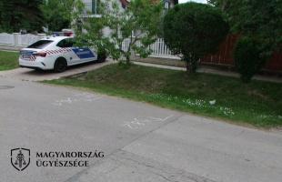 A motorosra támadtak a sérült gyermek szülei