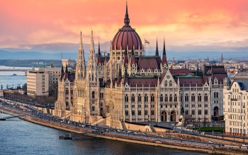 Budapesti Szórakoztatónaptár: Film-, Zenei és Művészeti Hetek