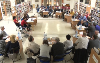 A kultúrával és egymással küzdöttek a csapatok