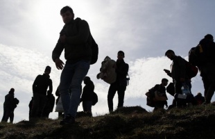 Több mint 400 migránst fogtak a hétvégén