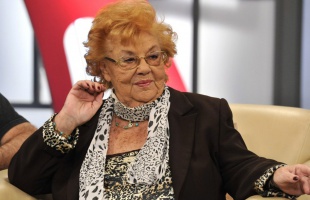 Elhunyt Lorán Lenke