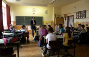 Bűnmegelőzési tanácsadók dolgoznak majd a középiskolákban