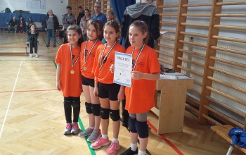 Kaposvári fiatalok a bajai Röpsuli-tornán