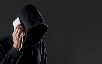 Bankszakmai ajánlás segíti az online pénzügyi csalások áldozatainak ügyintézését