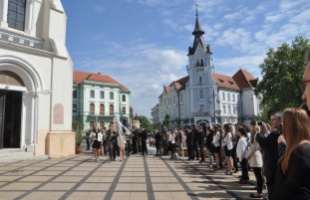Elballagtak a Katolikus Gimnázium diákjai is