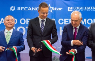 Átadták a J-Star gyárát