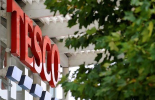 A Tesco-dolgozók megkapják a kért béremelést