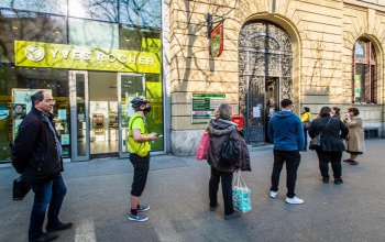 Orbán: A kijárási korlátozást Budapesten is feloldjuk