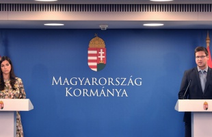 További egy hónappal meghosszabbítja a kormány a határzárat