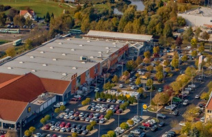 Huszonöt éves a kaposvári OBI