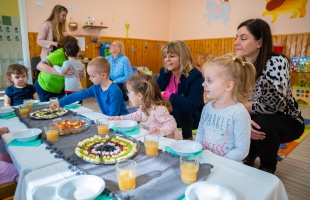Sajtkóstoló a Pipitér Bölcsődében