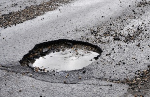 A kátyúkárok felét nem fizetik ki a biztosítók