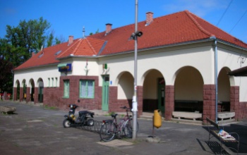 Botrány egy balatoni vasútállomáson