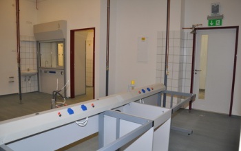 A tervek szerint halad a laborberuházás
