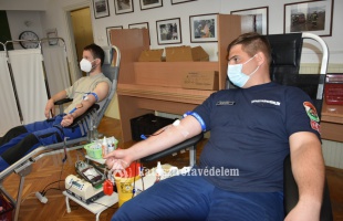 Somogyi tűzoltók is vért adtak a Katasztrófák Csökkentésének Világnapján