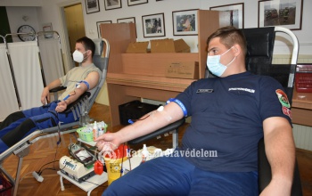 Somogyi tűzoltók is vért adtak a Katasztrófák Csökkentésének Világnapján