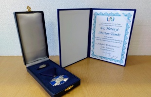 Elismerést kapott dr. Hetényi-Marton Tamás rendőr őrnagy